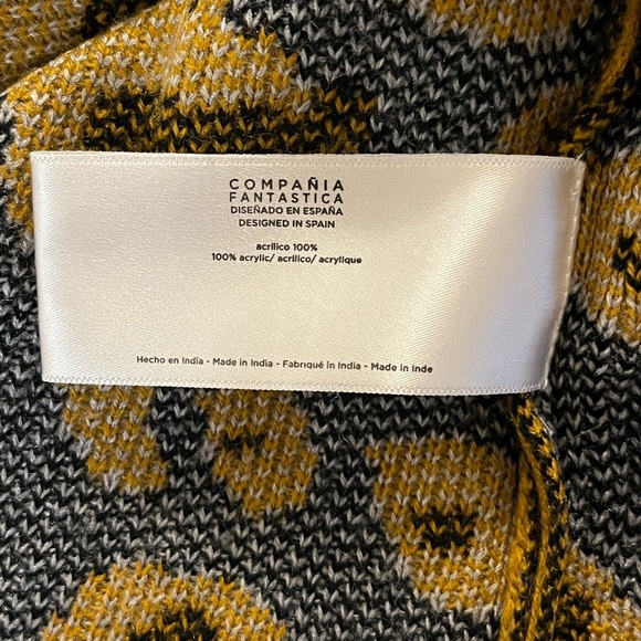 Compañia Fantastica Leopard Print Pullover Sweater - Picture 4 of 8